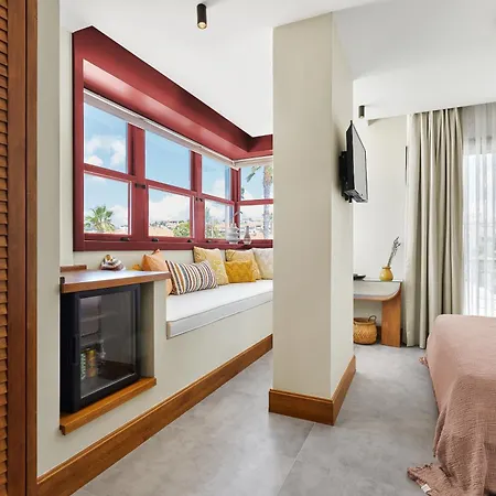 Hotel Meruno Alacati *