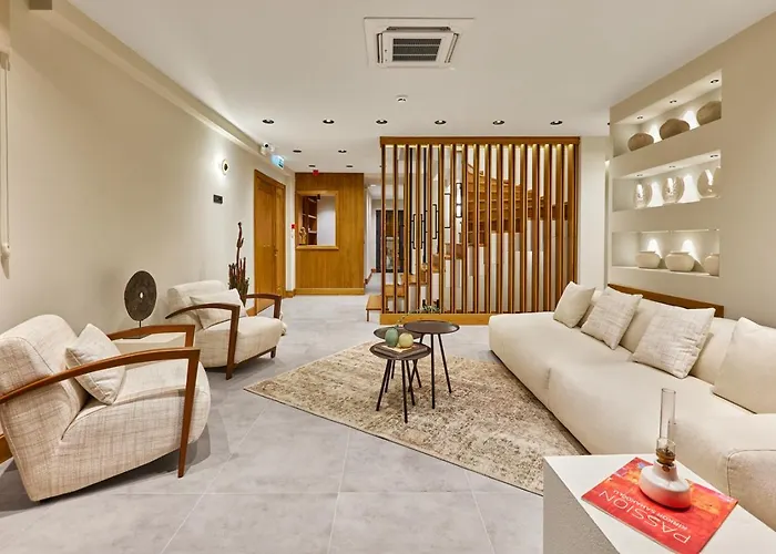 Meruno Alacati Hotel *