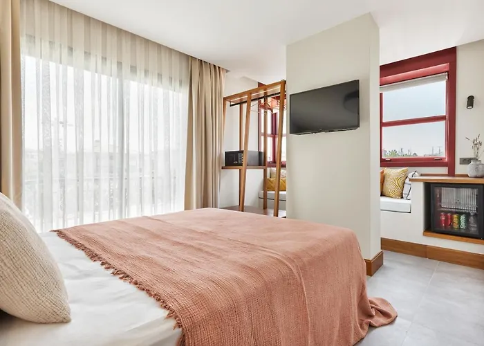 Meruno Alacati Hotel *